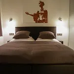La Pipistrelle Hotel 3*