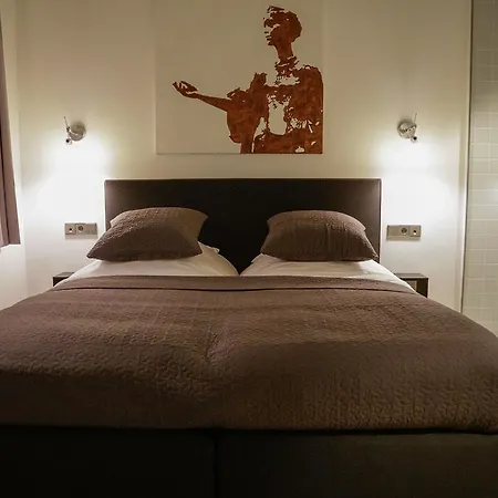 La Pipistrelle Hotel 3*